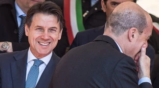 Giuseppe Conte e Nicola Zingaretti, "un ticket al 40%". Dagospia, l'indiscrezione dalle sacre stanze