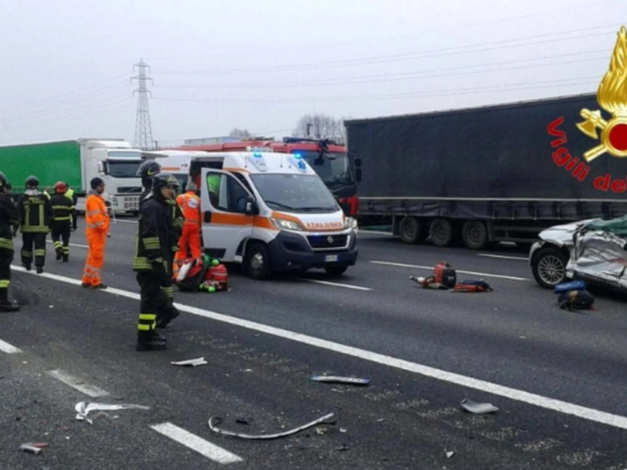 A4, auto contromano: inferno e strage, 4 morti e un ferito gravissimo