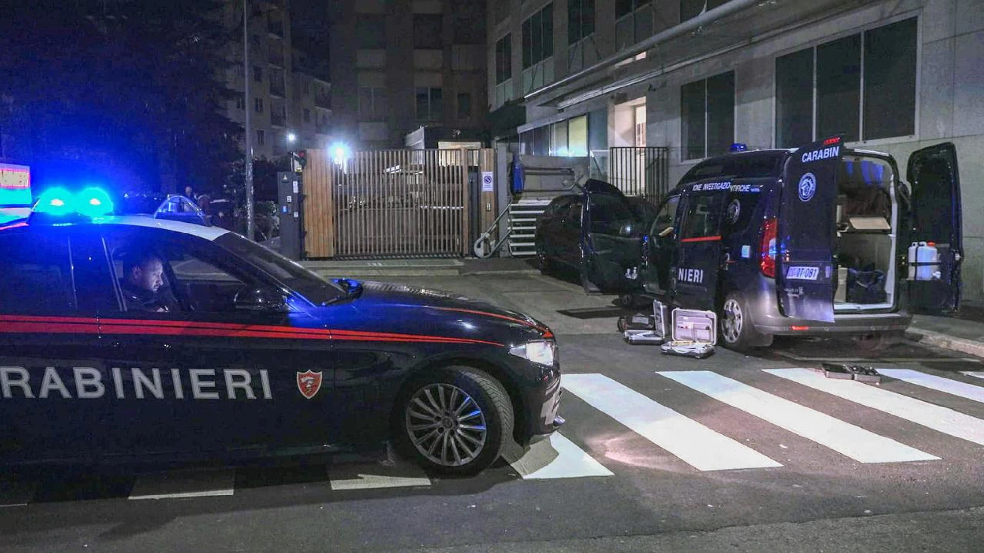 Milano, 15enne accoltellato da un nordafricano: stava sventando una rapina