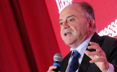 Nicola Gratteri, l'auto della scorta coinvolta in un incidente a Catanzaro