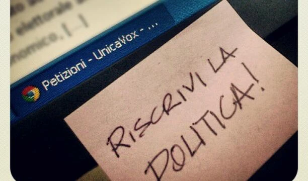 Nasce il primo social network della politica