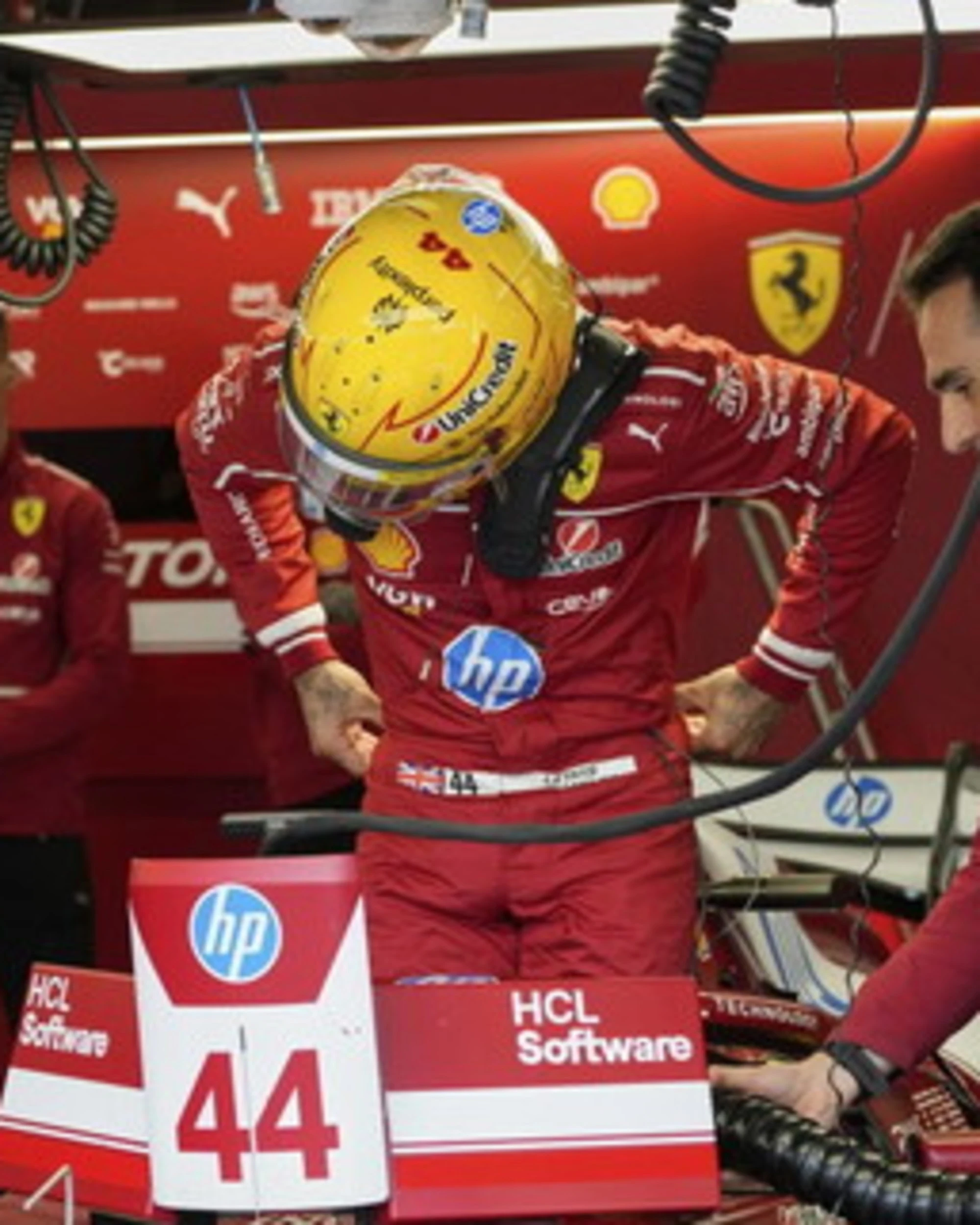 Ferrari, Vasseur apre il caso: "Colpa di Leclerc e Hamilton"