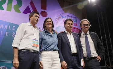 Askatasuna, l'opposizione fugge: Conte fa melina, no di Avs. Il Pd riflette e poi rifiuta