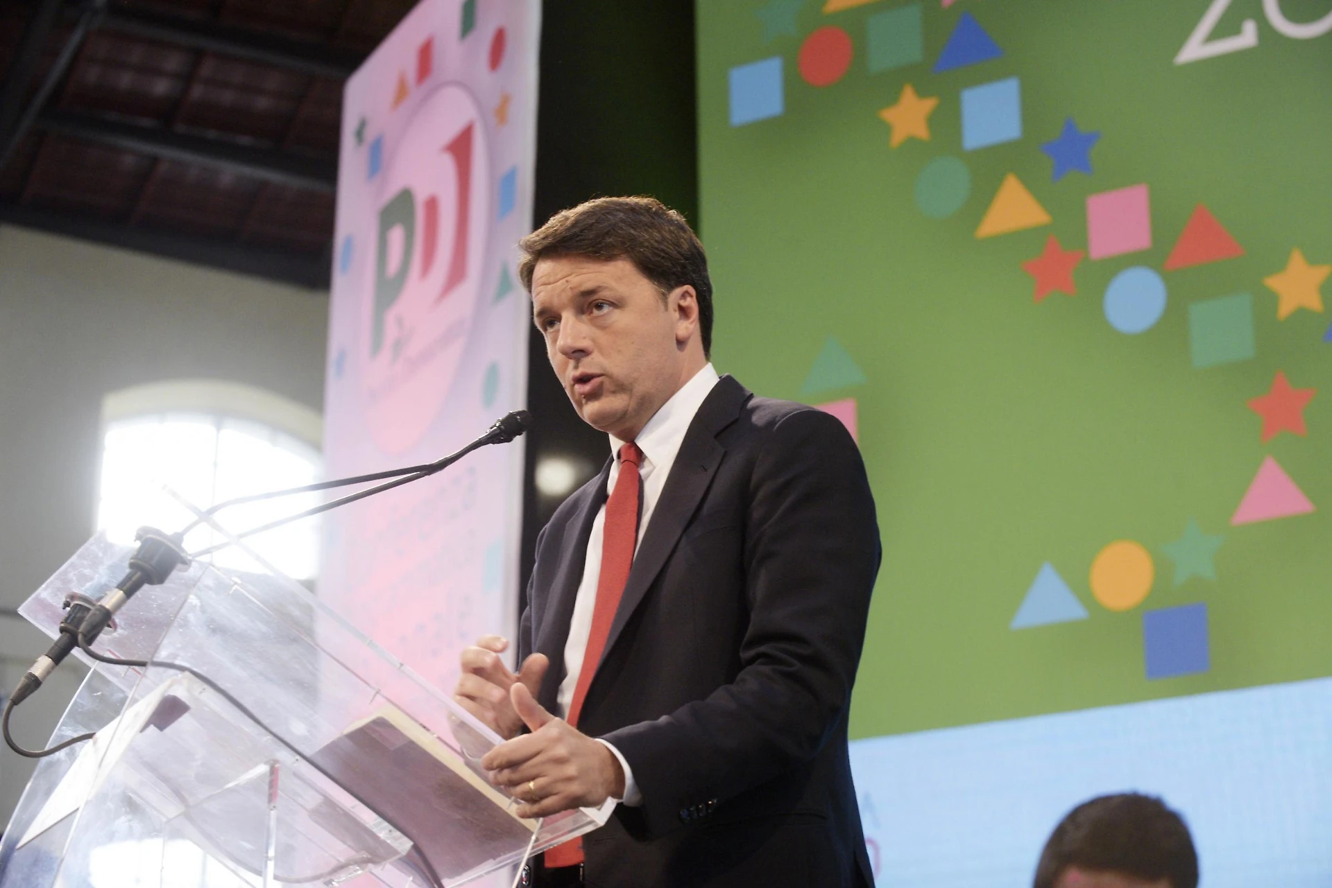 Bechis, secondo lo statuto del Pd Renzi dovrà silurare 76 dirigenti del partito