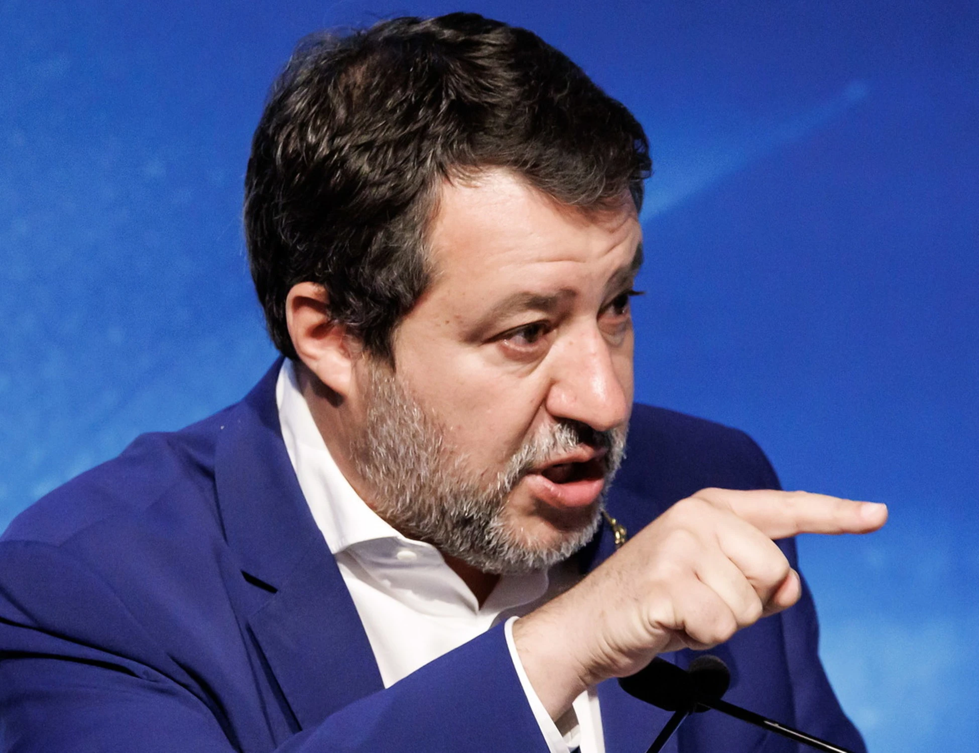 Modena, l'affondo di Salvini: "Lui falcia la folla, ma il colpevole sono io"