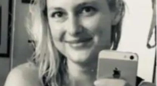 Josephine Teske, la tedesca più scandalosa di Instagram: 35 anni, si mostra così. Che lavoro fa per campare