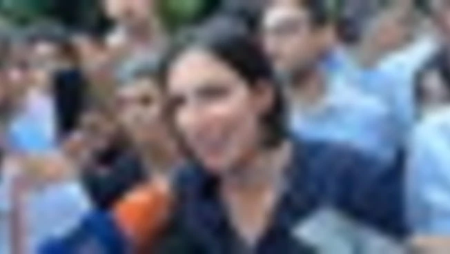 https://media.liberoquotidiano.it/VjptYuykHIIWFVi8lzQMsnWPY2e_dGsw90P7qZ_CLo4/width:800/quality:90/aW1hZ2VzLzIwMjUvMDkvMTIvMTgxNDQ5MzczLTk2MzVjYzRhLWIyZjItNDdhNy04Zjc3LWIwNjdiZDYwMDRiZS5qcGc.webp