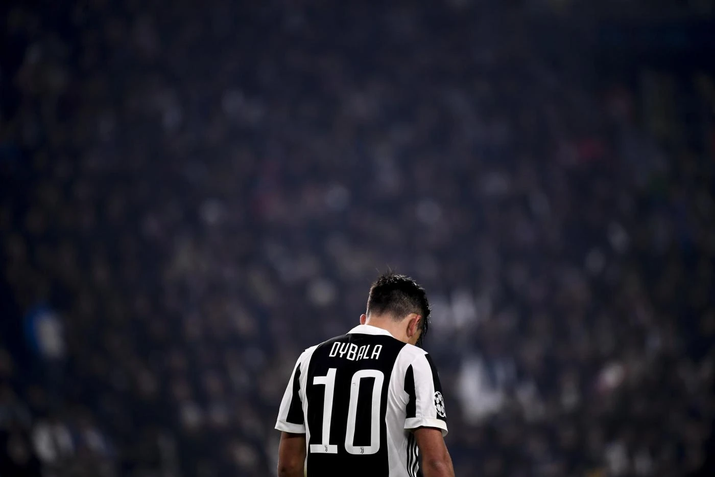 Paulo Dybala fa panchina alla Juventus? Giusto così, è uno dei tanti