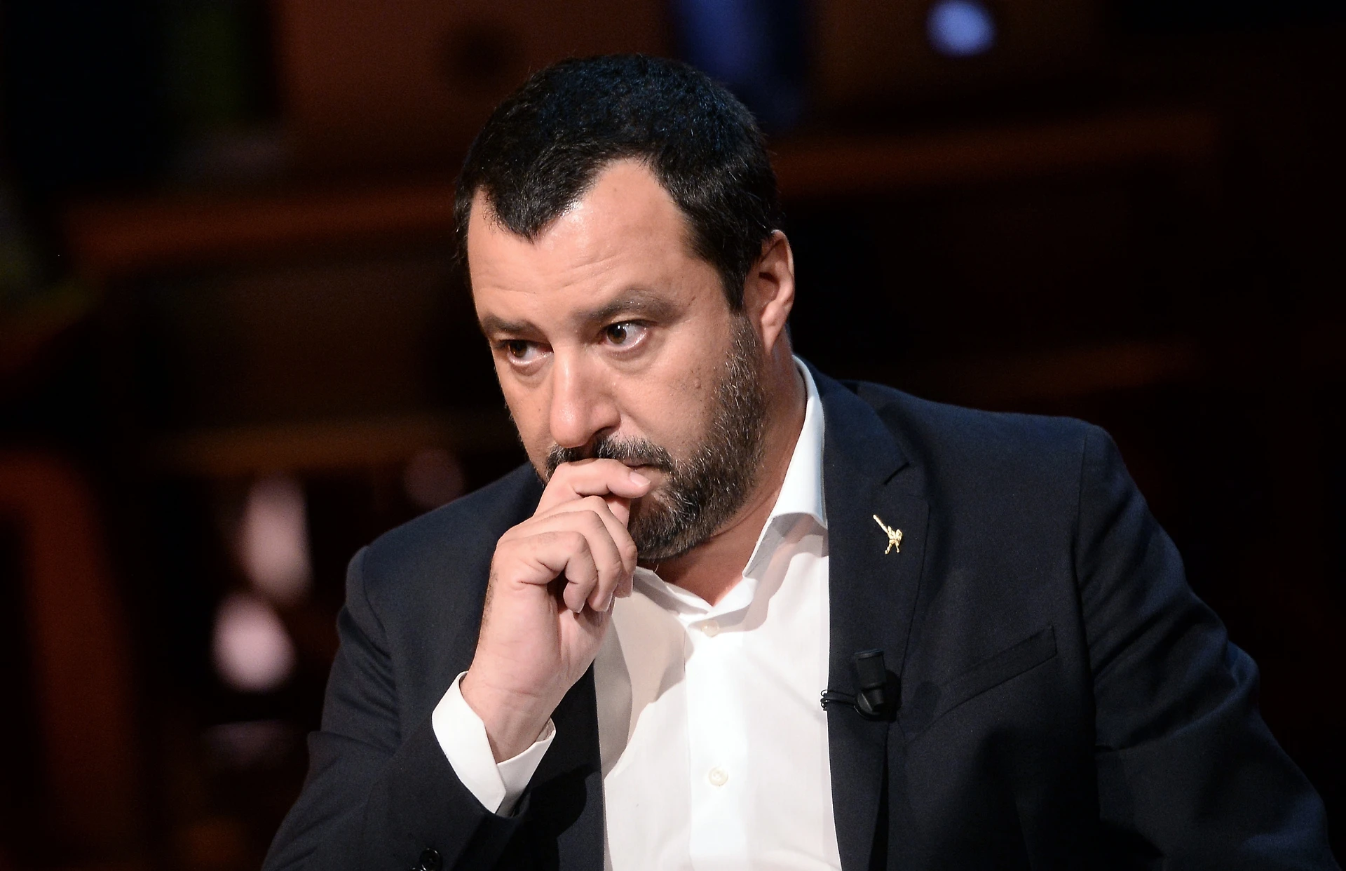 Matteo Salvini furioso con Luigi Di Maio: inappropriate le parole contro Mario Draghi