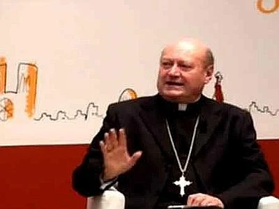 Cardinal Ravasi: "Anche Gesù parlava con tweet e faceva televisione"