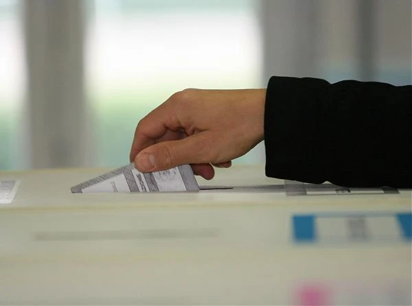 L'EMILIA-ROMAGNA E LA CALABRIA AL VOTO