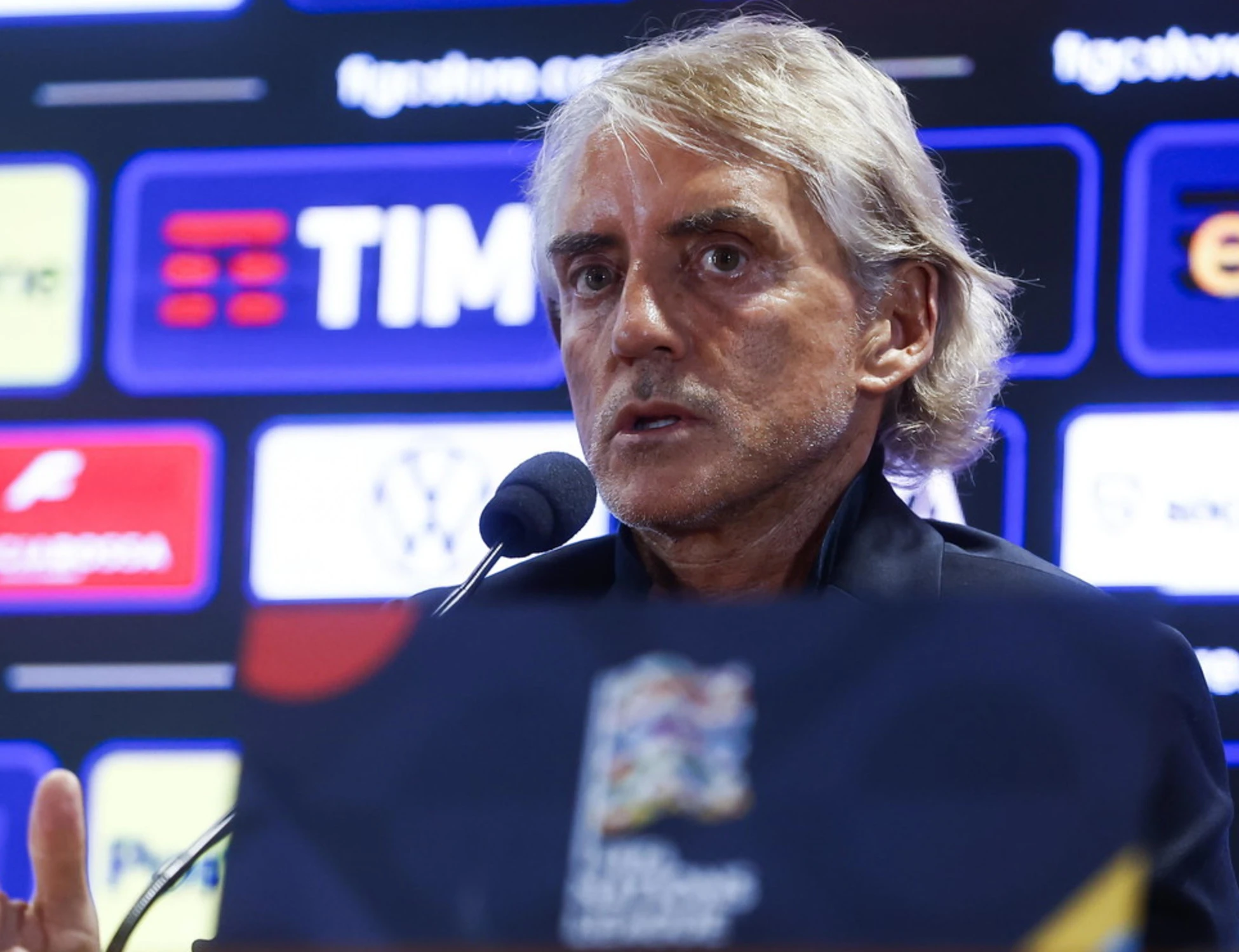 Italia, il traduttore in difficoltà con Roberto Mancini: "Che faccio?"