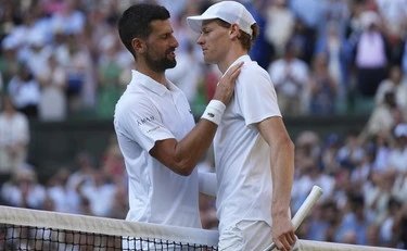 Jannik Sinner a Wimbledon, l'avvertimento di Djokovic: "Attenzione". Quel dettaglio sul campo...
