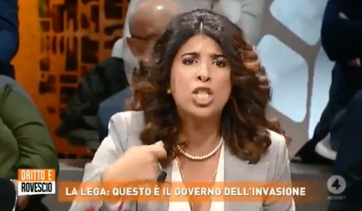 Dritto e rovescio, Karima Moual fuori controllo con Cruciani: rissa sugli immigrati, Del Debbio la ferma