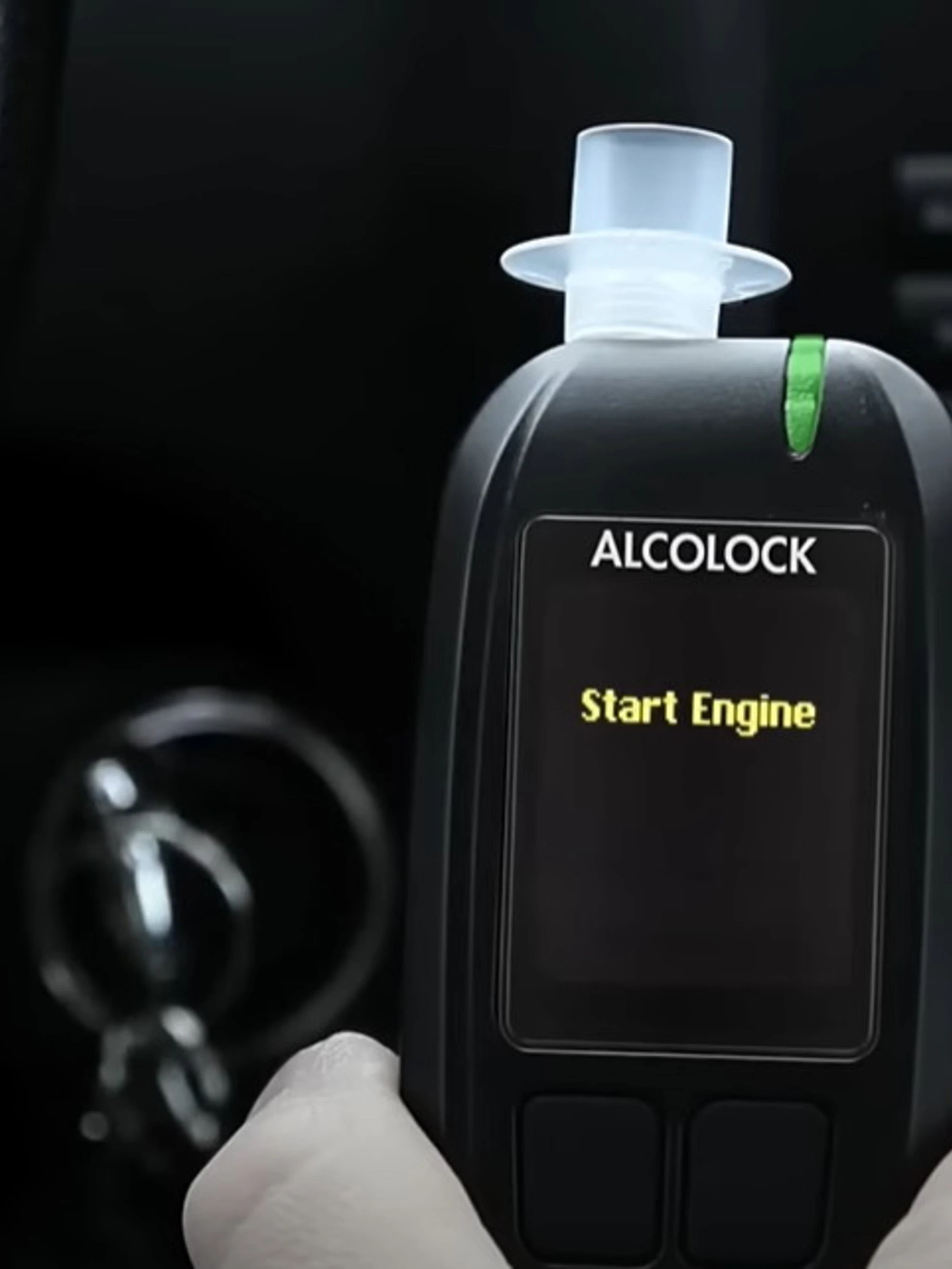Alcolock, ora è legge: come funziona, chi rischia alla guida
