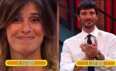 Affari Tuoi, l'appello pro-migranti in studio: esplode il caso