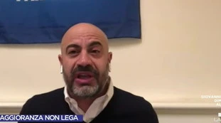Gianluigi Paragone a Omnibus su Mario Draghi: "Ombre nel suo passato, per esempio Mps. Mi spiace che Salvini lo appoggi"