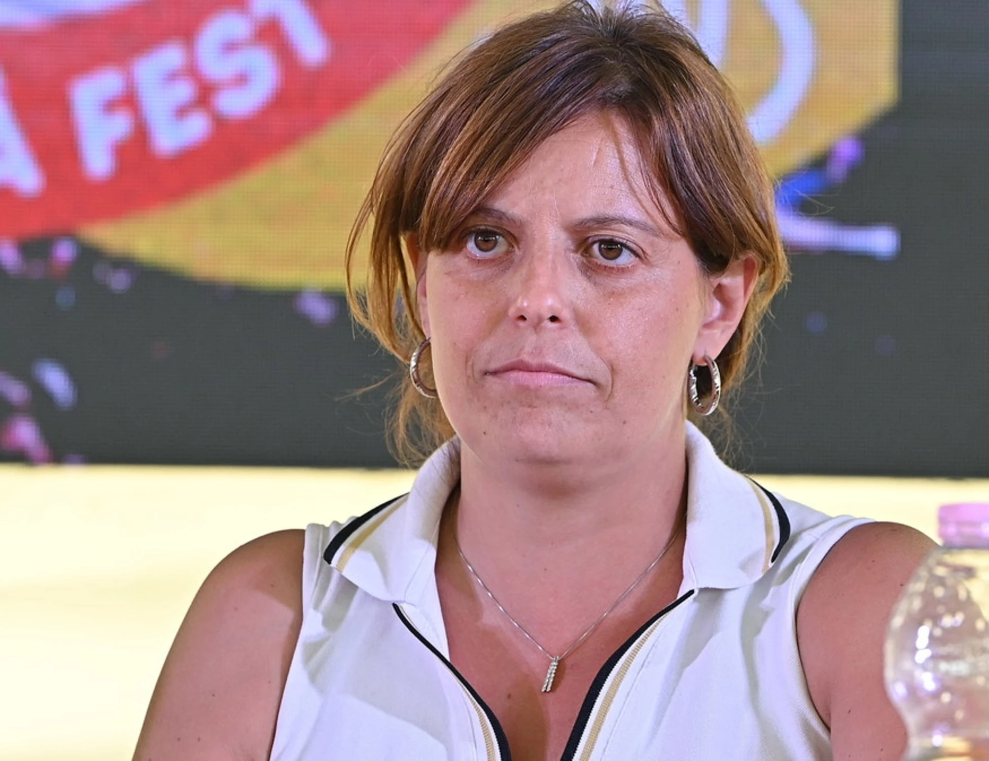 Leoncavallo, Ilaria Salis incita alla rivolta ma la sfottono