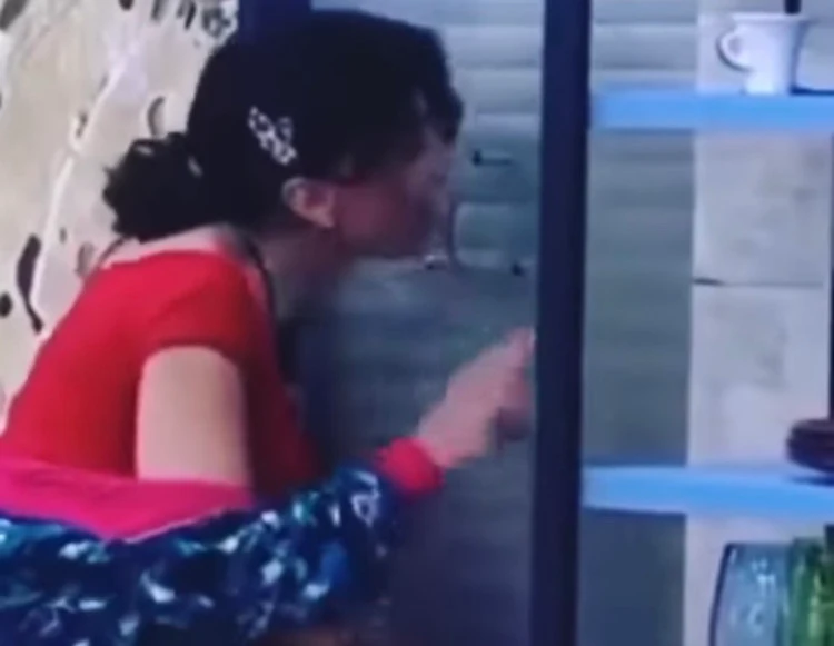 Grande Fratello Vip, il clamoroso appello di Carmen Di Pietro: "Fatemelo fare", voci a Mediaset