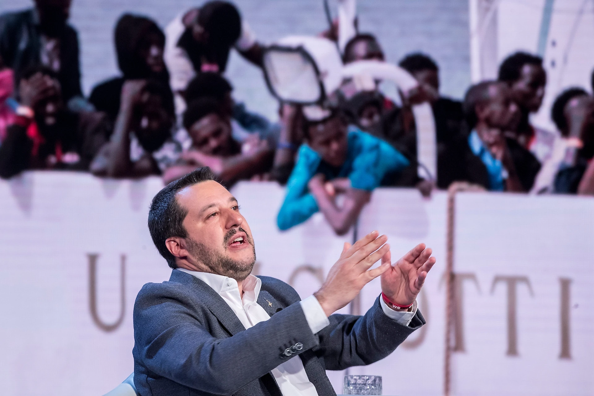Diciotti, Matteo Salvini non si presenterà in Giunta: schiaffo ai manettari: "Porterò una memoria scritta"