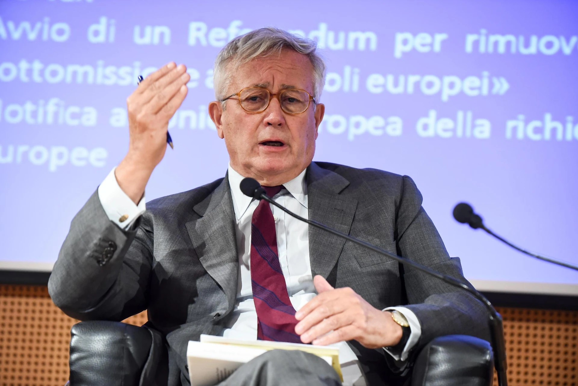 Tremonti, "La Catalogna? Gli stati nazioni più deboli per colpa della Ue"
