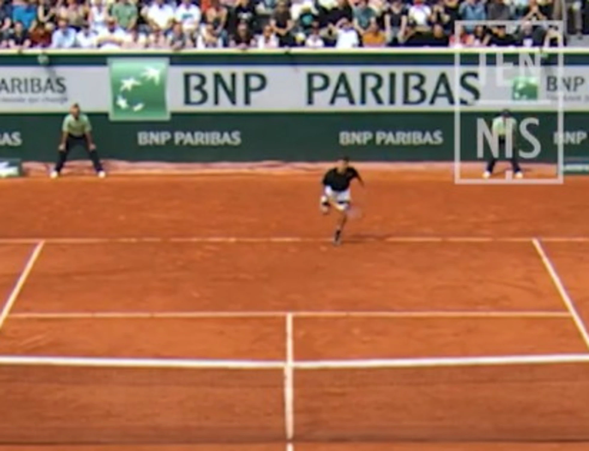 Kecmanovic preso a sputi: orrore francese al Roland Garros