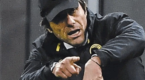 Antonio Conte? Disposto ad andarsene, ma cacciarlo costa troppo: retroscena-Inter