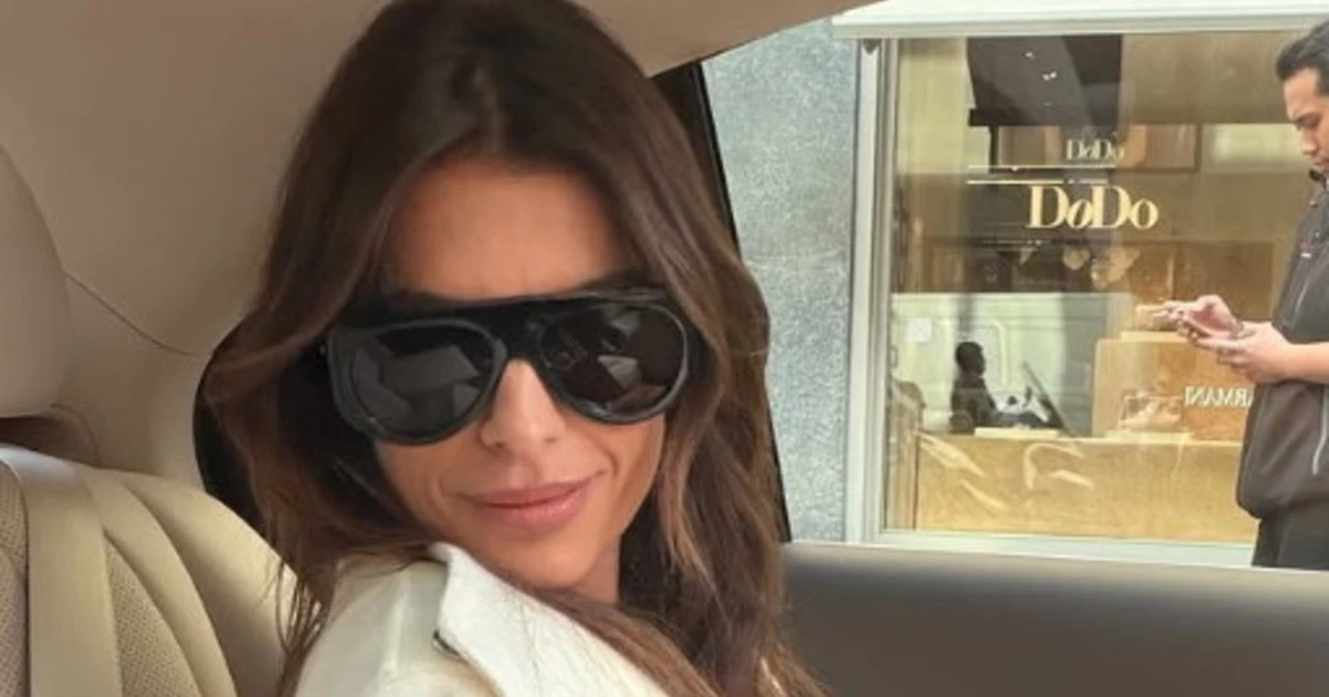 Elisabetta Canalis, con chi l'hanno beccata a Milano