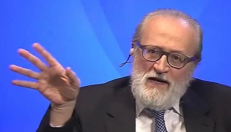 Beppe Grillo, Paolo Becchi: "Le dimissioni di Di Maio e la partita sporca del comico in Emilia Romagna"