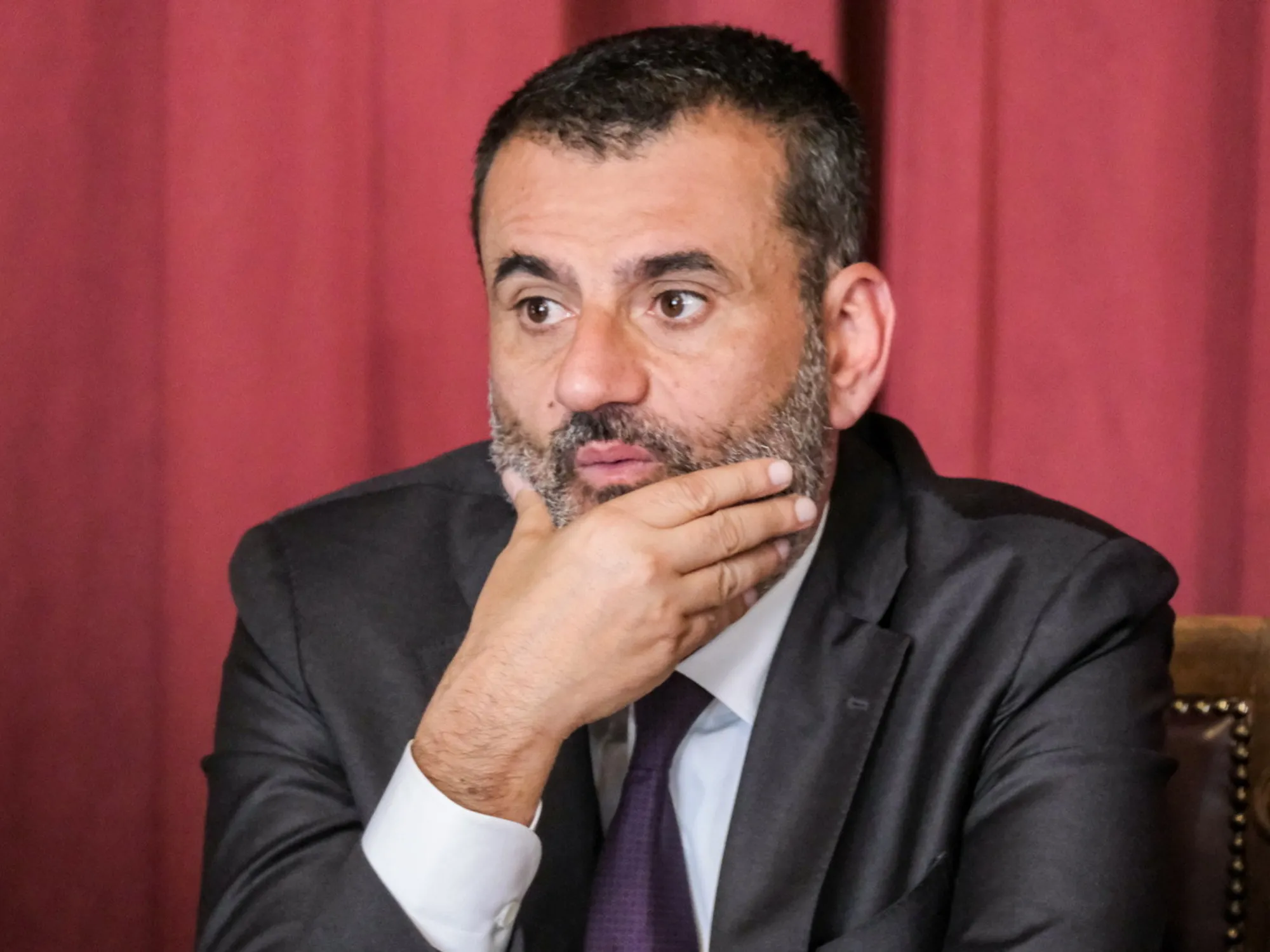 Leggi l'articolo: Pd in rivolta contro Decaro: qui salta tutto