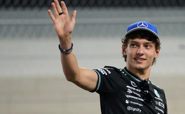 Kimi Antonelli, schianto in auto nella notte: mistero in Superstrada