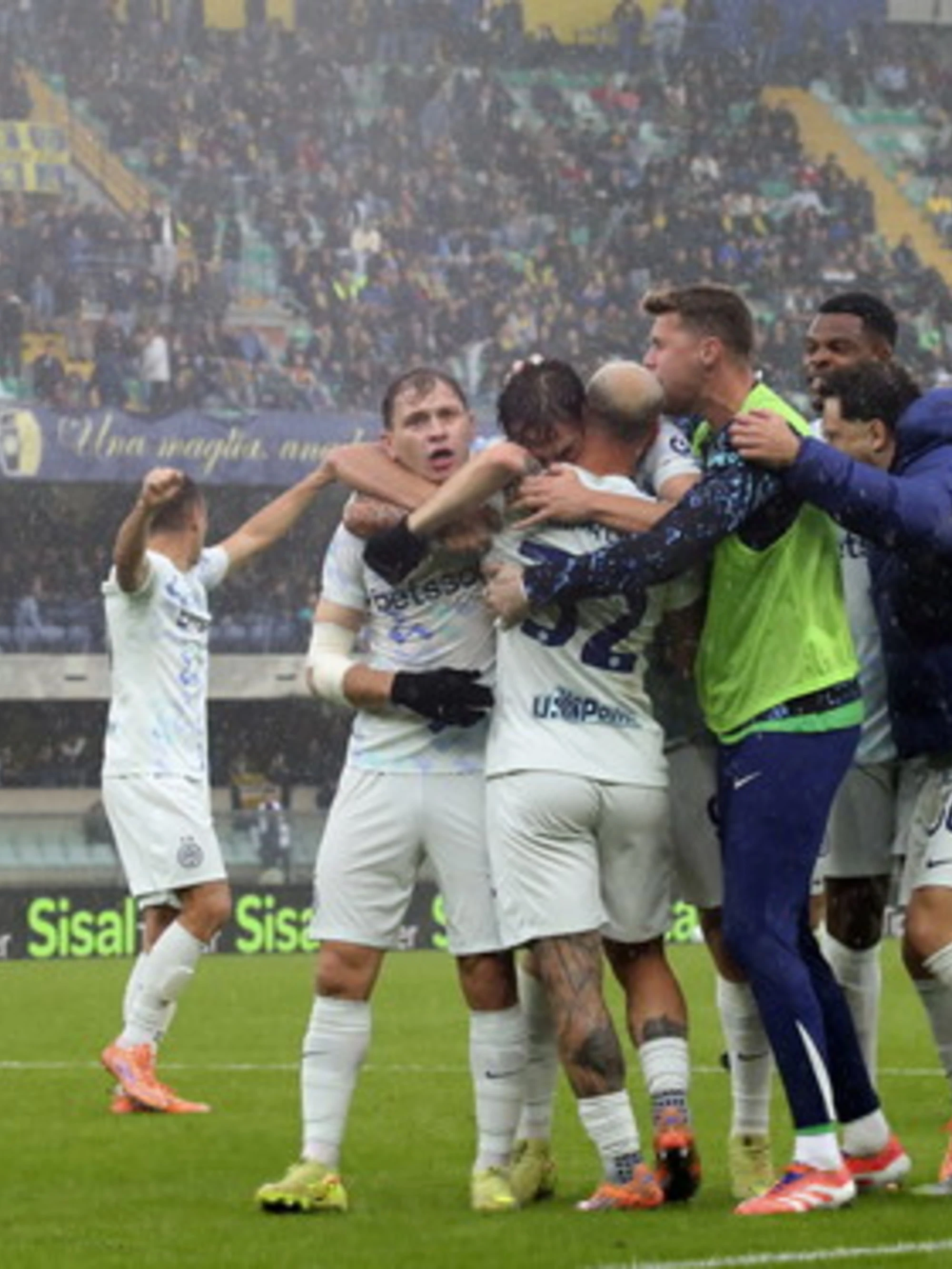 L'Inter beffa il Verona al 94esimo: l'autogol di Frese regala i 3 punti a Chivu