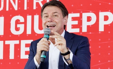 Flotilla, Giuseppe Conte: "E il patriottismo del governo?". Subito zittito: si muove la Marina