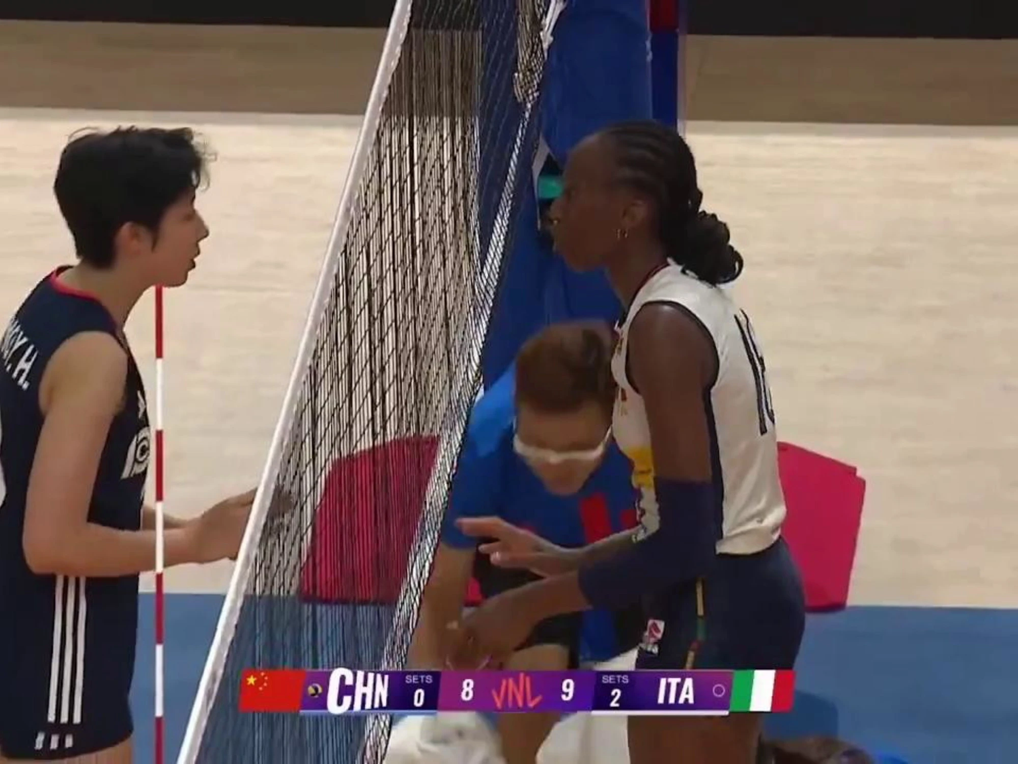 Paola Egonu nella bufera per questo gesto. Sotto rete...