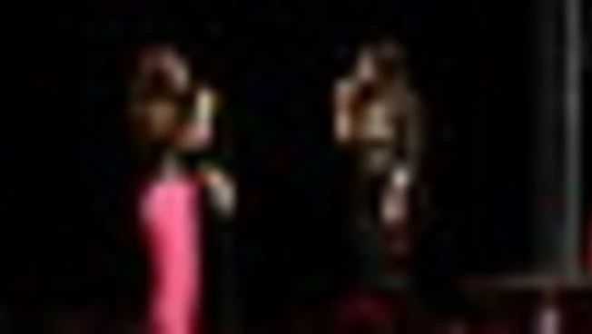 A Roma Laura Pausini e Alanis Morissette cantano insieme "Ironic"