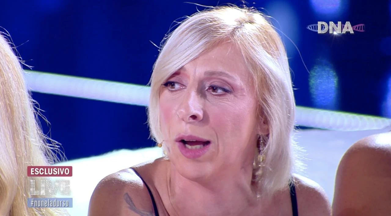 Live Non è la D'Urso, Giusy Zenere ospite nella nuova rubrica DNA: "Vorrei scoprire se sono ormai sola"