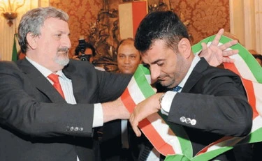 Pd, la guerra con Emiliano: Decaro verso il ritiro, a chi pensano al suo posto