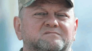 Zaluzhny, l'uomo che ha umiliato Putin: ecco chi vuole Trump in Ucraina
