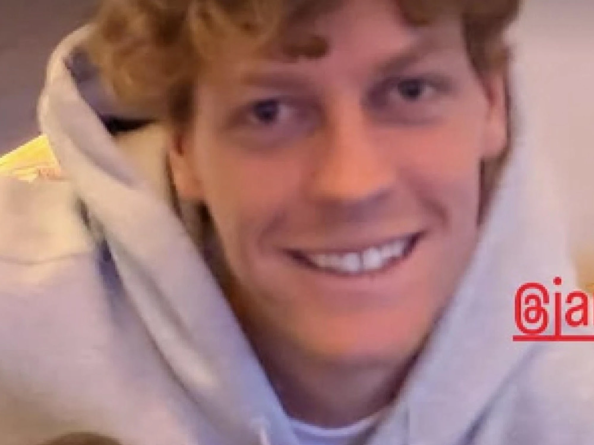 Jannik Sinner, una confessione poetica: "Perché le nubi mi aiutano"