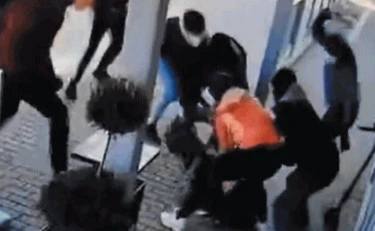 https://media.liberoquotidiano.it/WJEVjreao9yNRNaJEdtpGiZrndUdxOKIgupsbt4VmWc/width:800/quality:90/aW1hZ2VzLzIwMjUvMTAvMDkvMTI0NzQ5ODE1LTFjZmVlYWM1LTU4MjktNGY3ZC1hN2Q4LWI4NTlkMzZhMGJlZC5qcGc.webp
