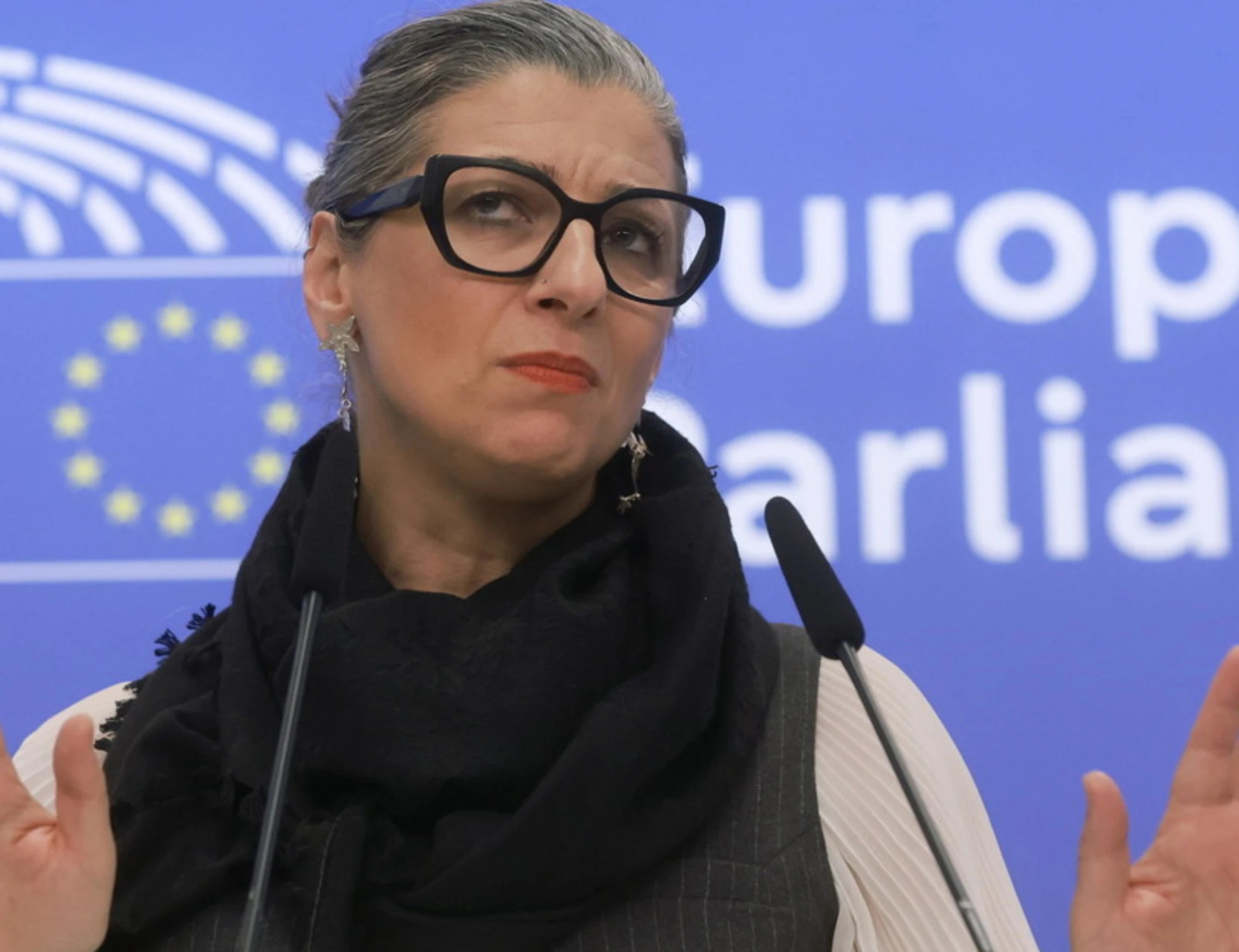 Francesca Albanese, la Cgil senza vergogna: "Governo limita la libertà di insegnamento"