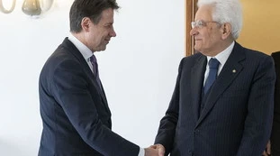 Giuseppe Conte, imbuto istituzionale. La gola profonda: "Si è fregato da solo, ecco come fare per cacciarlo"