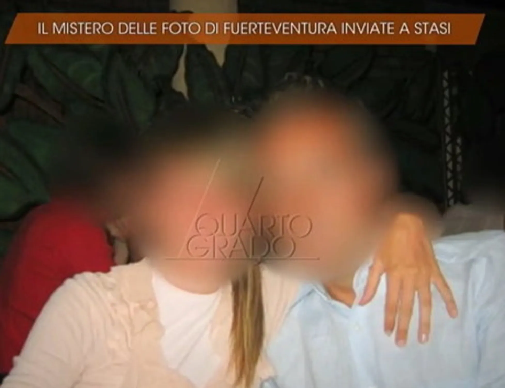Leggi l'articolo: Il giallo delle foto di Tenerife inviate a Stasi: chi è la donna bionda