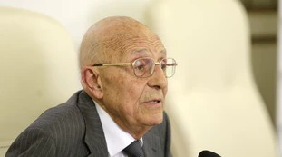 Sabino Cassese avvisa Mario Draghi: "Dpcm in soffitta, serve discontinuità rispetto al Conte bis"