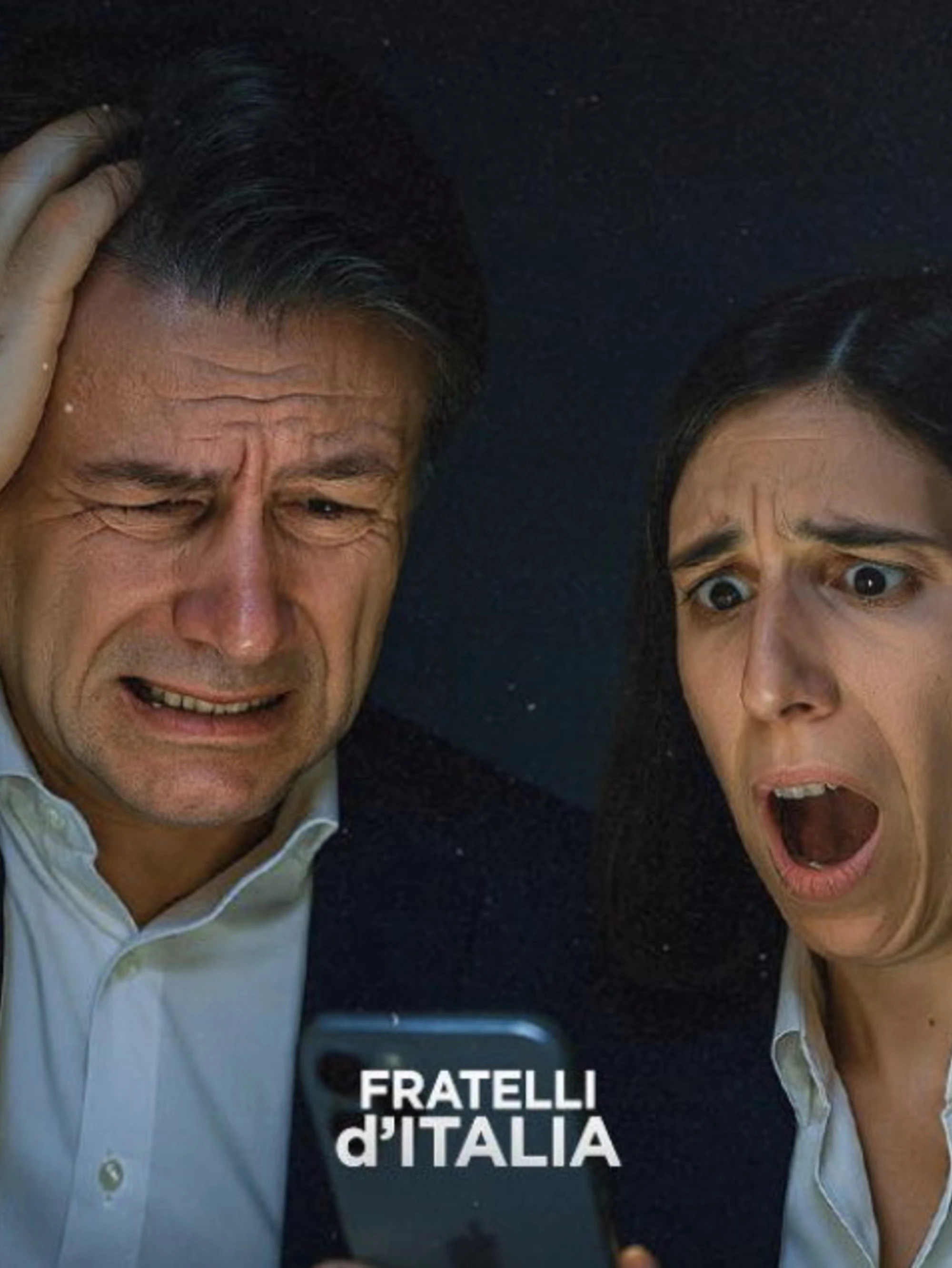 Meloni al Meeting, sinistra in tilt. Fdi: "Elly e Conte, spegnete il cellulare"