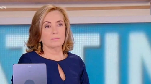 Forum, Maria vessata dal marito? La Palombelli sbotta: caos in studio