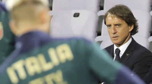 Roberto Mancini, le prime convocazioni per i Mondiali 2022 (dopo il flop dell'Italia in Europa): due debutti a sorpresa