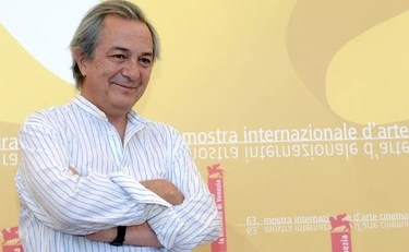https://media.liberoquotidiano.it/WVoLrpiSvapr8PrfeyDOpwhutO2A987xl_rrfD4gABU/width:800/quality:90/aW1hZ2VzLzIwMjUvMTAvMDMvMTkzNjIwNDk4LTlhNTAwZDY2LWM3MDYtNDViYS1iYTBjLWRkYmFiMzc0N2ZmMS5qcGc.webp