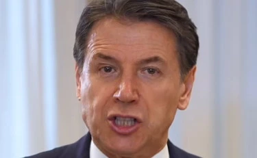 Giuseppe Conte, contro-video sul referendum: come rimedia una figuraccia