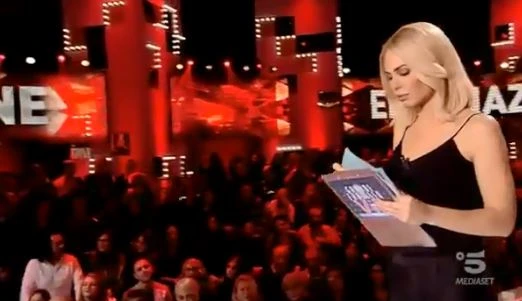 Grande Fratello Vip, Fariba Tehrani contro Ilary Blasi: "Si sapeva che volevano eliminare Giulia Salemi"